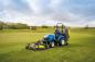 Preview: Kompakttraktor New Holland BOOMER 25 bei der Arbeit